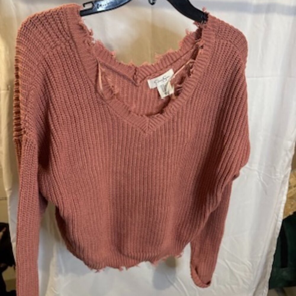 Jessica Simpson Cropped Distressed Hem Sweater – Rose Pink, Size M